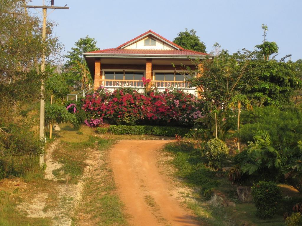 Freedom Estate Sea View Apartments Ko Lanta Exteriör bild